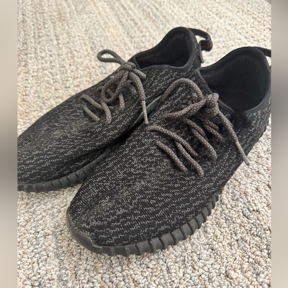 Adidas Yeezy Boost 350 - Pirate Black